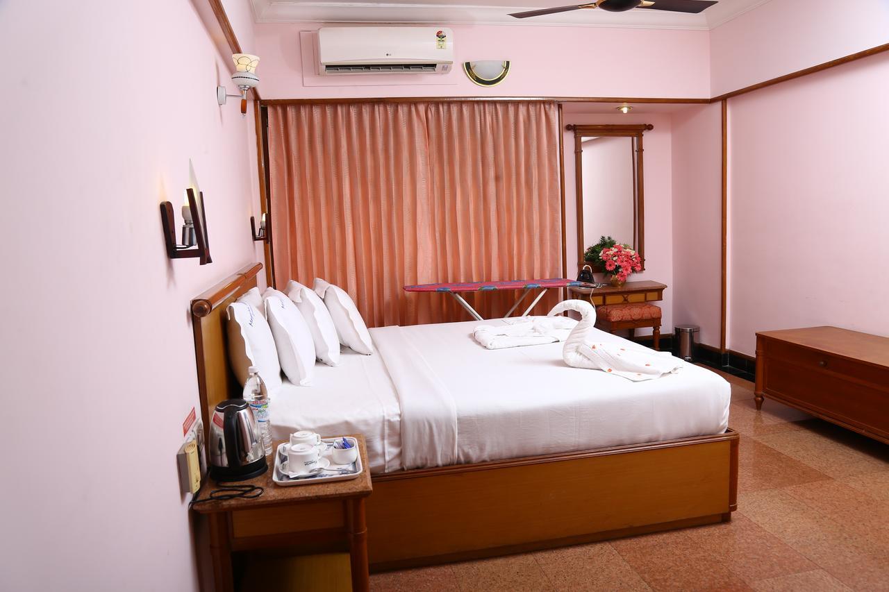 Mayura Residency Guruvāyūr Exterior foto