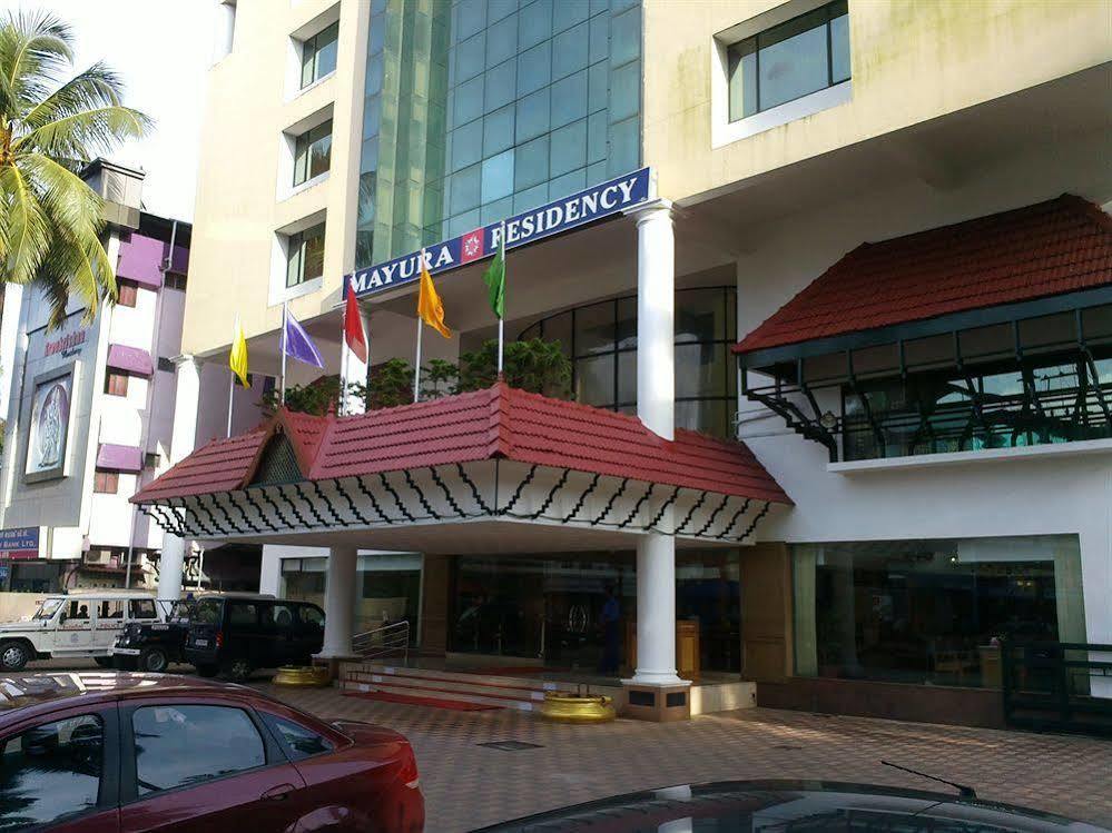 Mayura Residency Guruvāyūr Exterior foto